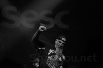 猫咪舔嘴巴咽口水打嗝的缘由何在？该用什么办法？