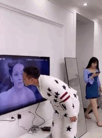 世界上最痒的闹钟,闹钟袜子挠一下有多痒